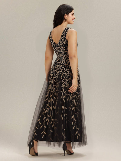 Stylish Cold-Shoulder Floor Length Bridesmaid Dress with Side Slit #color_Black & Gold