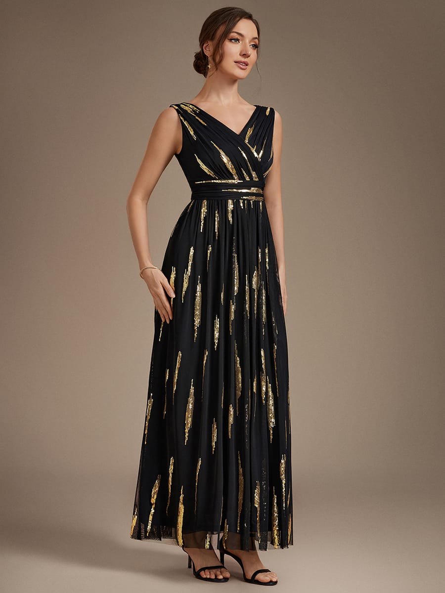 Tulle Sleeveless A-line Dress #color_Black & Gold