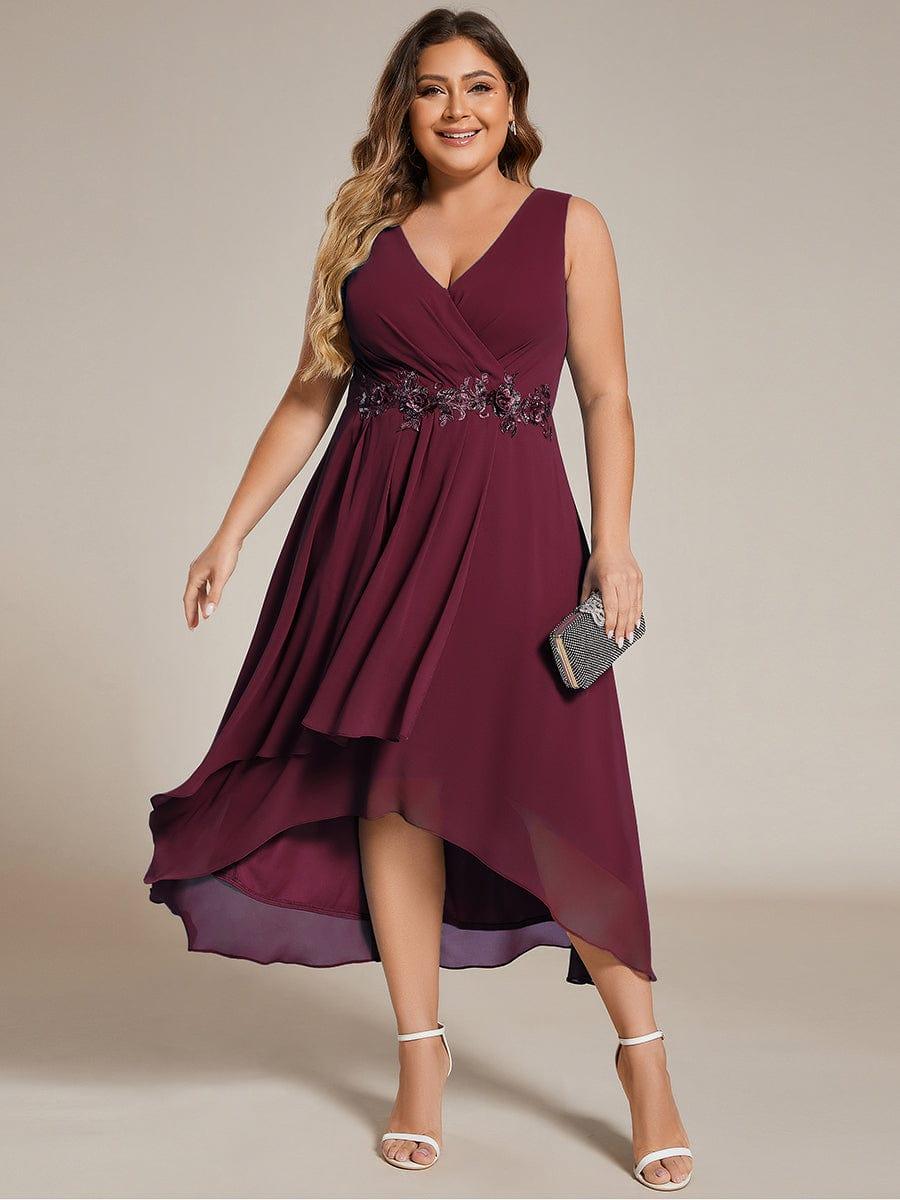 Plus Size Sleeveless Chiffon High-Low Wedding Guest Dress with Waist Applique #color_Burgundy