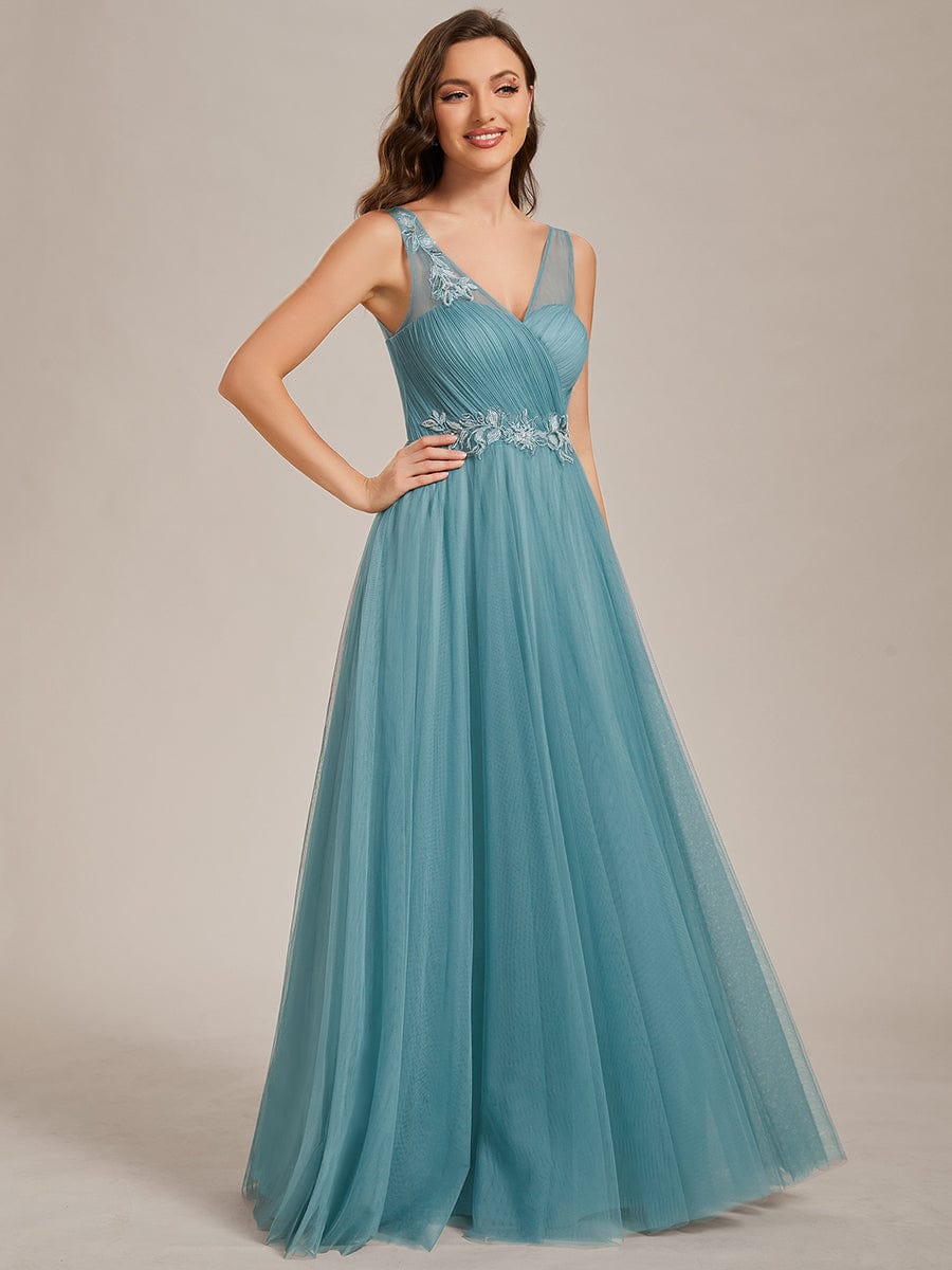 Elegant V-Neck Applique Maxi Bridesmaid Dress #color_Dusty Blue Elegant V-Neck Applique Maxi Bridesmaid Dress