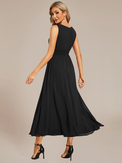 Ruched Chiffon Sleeveless Bridesmaid Dress #color_Black