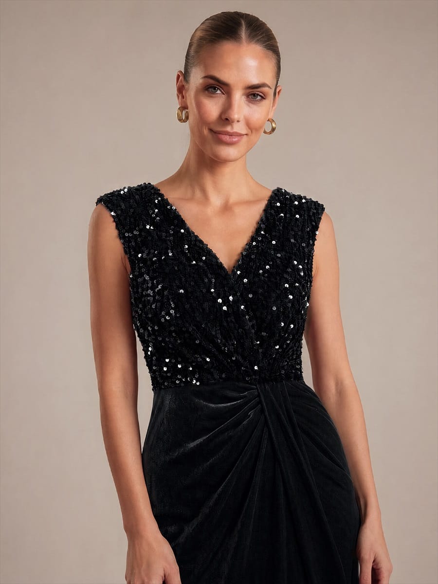 Sequin Velvet Sleeveless Dress #color_Black