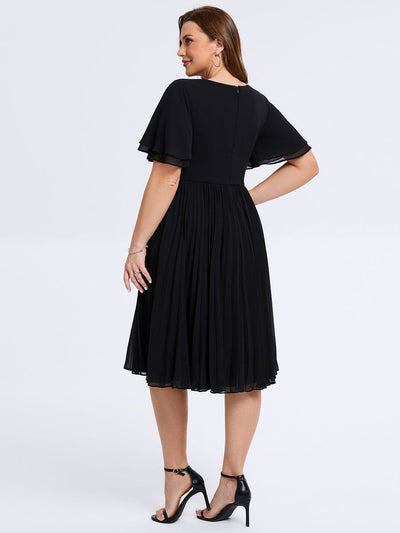 Plus Size Pleated Midi Wedding Guest Dress #color_Black