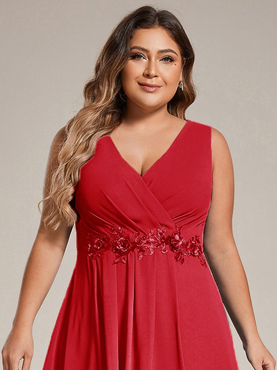 Plus Size Sleeveless Chiffon High-Low Wedding Guest Dress with Waist Applique #color_Red