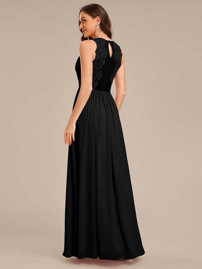 Appliqu¨¦ Chiffon Maxi Bridesmaid Dress #color_Black