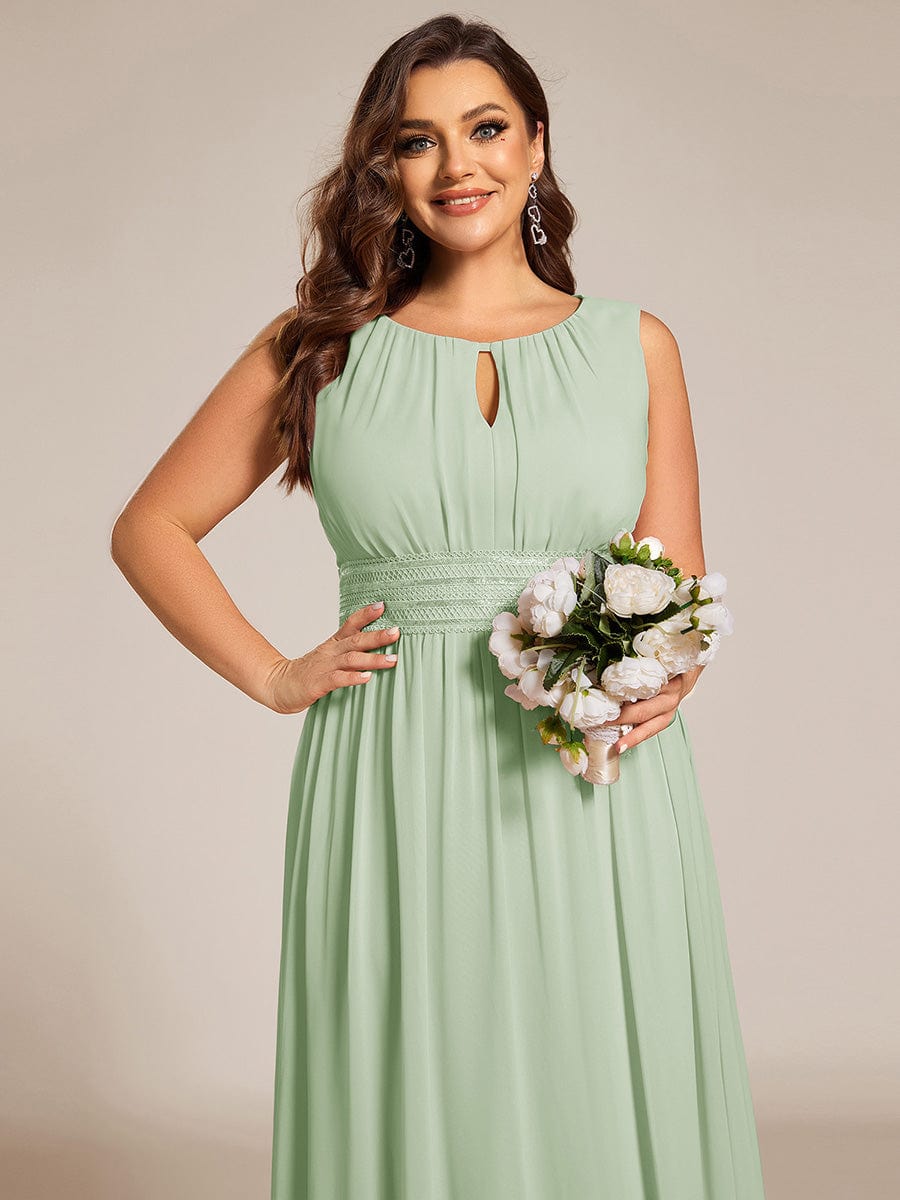A-Line Chiffon Bridesmaid Dress with Sleeveless Round Neckline and Pleats #color_Mint Green