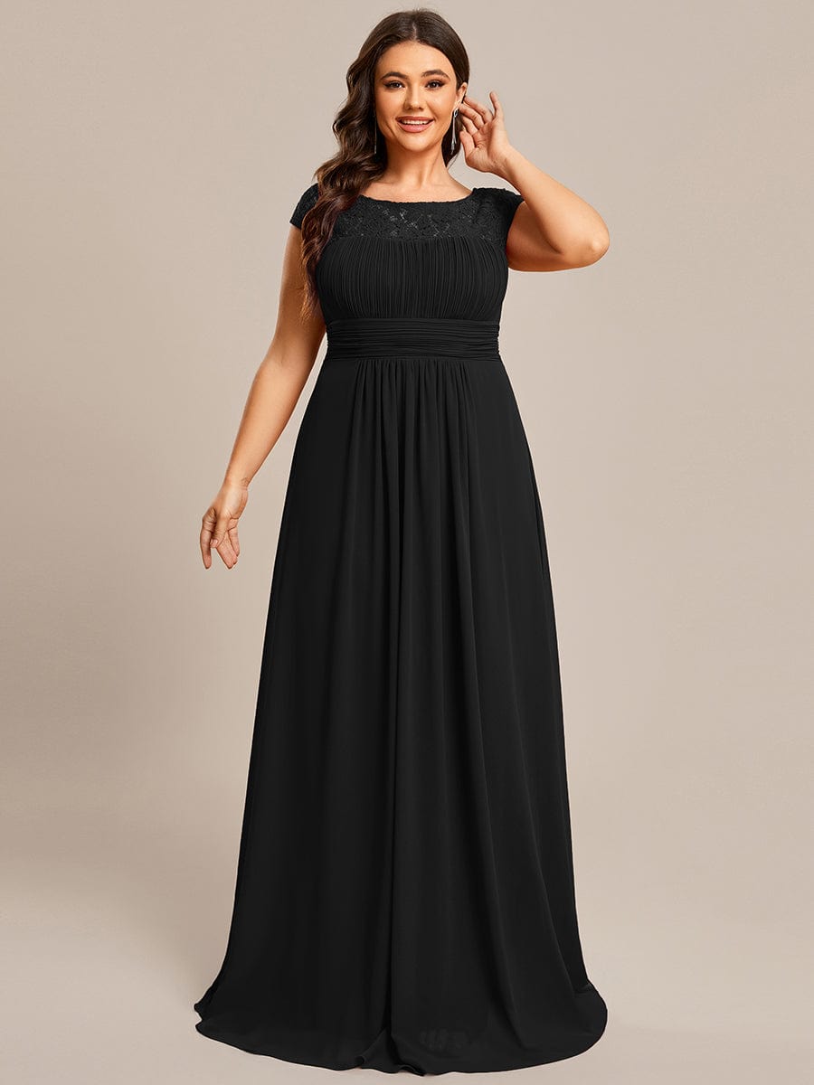 Plus Size Elegant Lace Chiffon Maxi Bridesmaid Dress