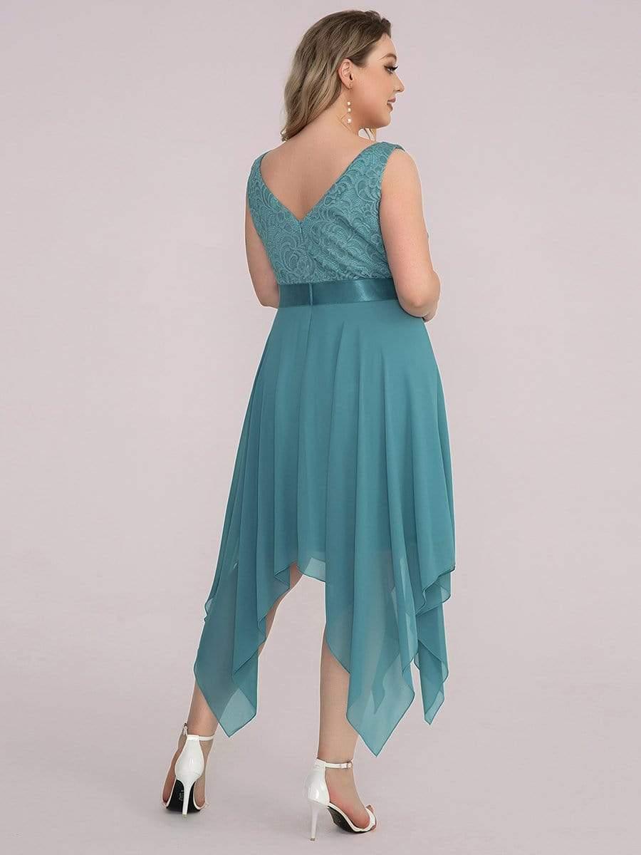 Plus Size Stunning V Neck Lace & Chiffon Prom Dress for Women #color_Light Teal