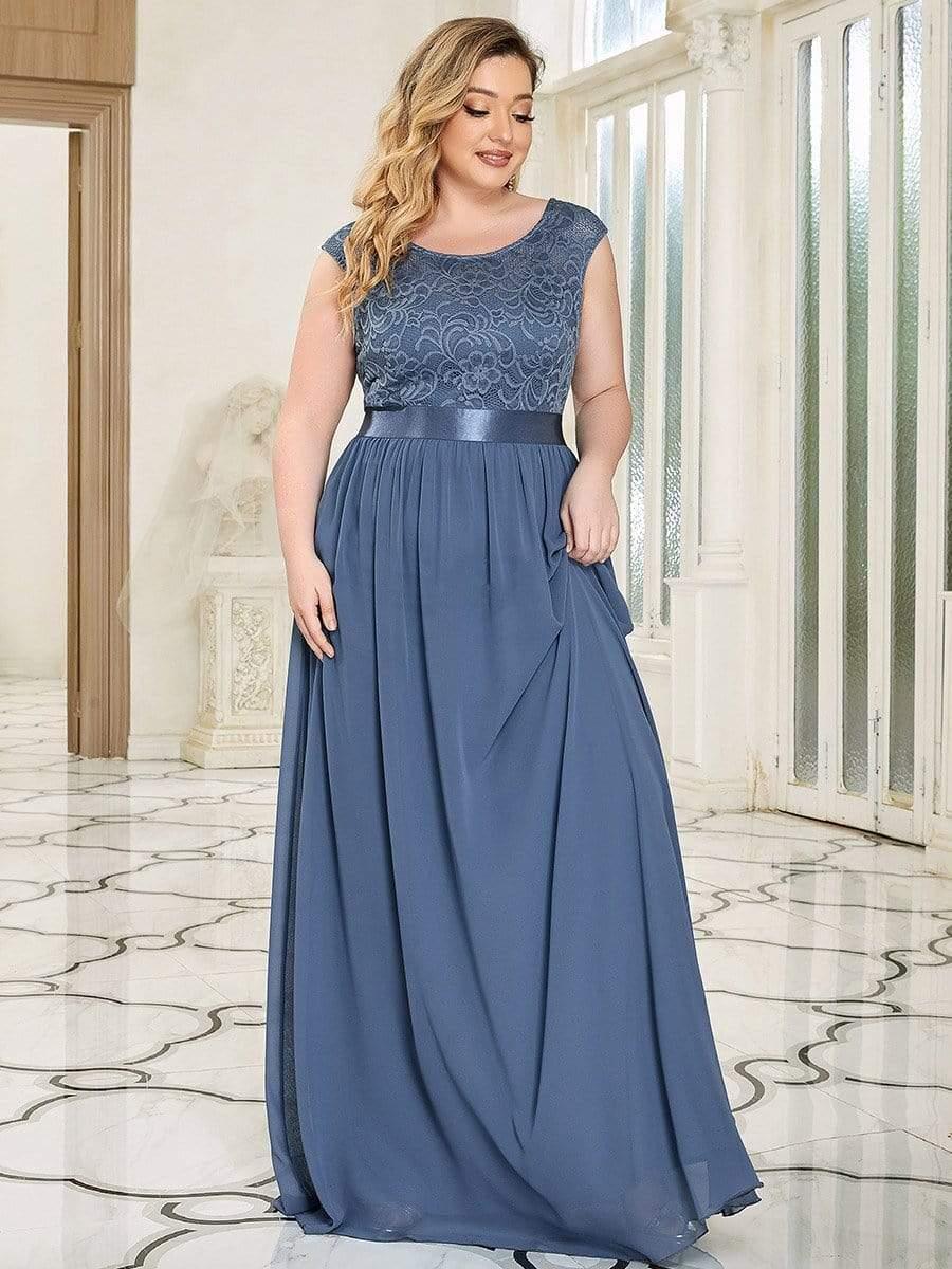 Plus Size Classic Round Neck V Back A-Line Chiffon Bridesmaid Dresses with Lace #color_Dusty Blue