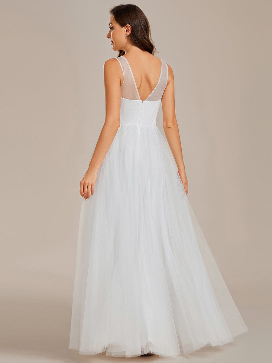 Graceful V-Neck Applique A-Line Tulle Wedding Dress #color_White Graceful V-Neck Applique A-Line Tulle Wedding Dress