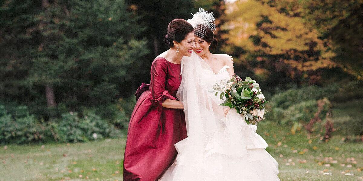 Complete Guide to Choosing A Mother of Bride Dress