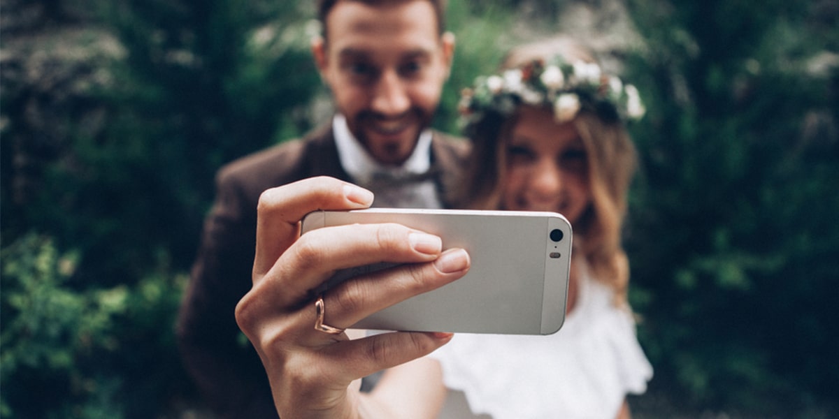 How to Plan a Zoom Wedding during COVID-19