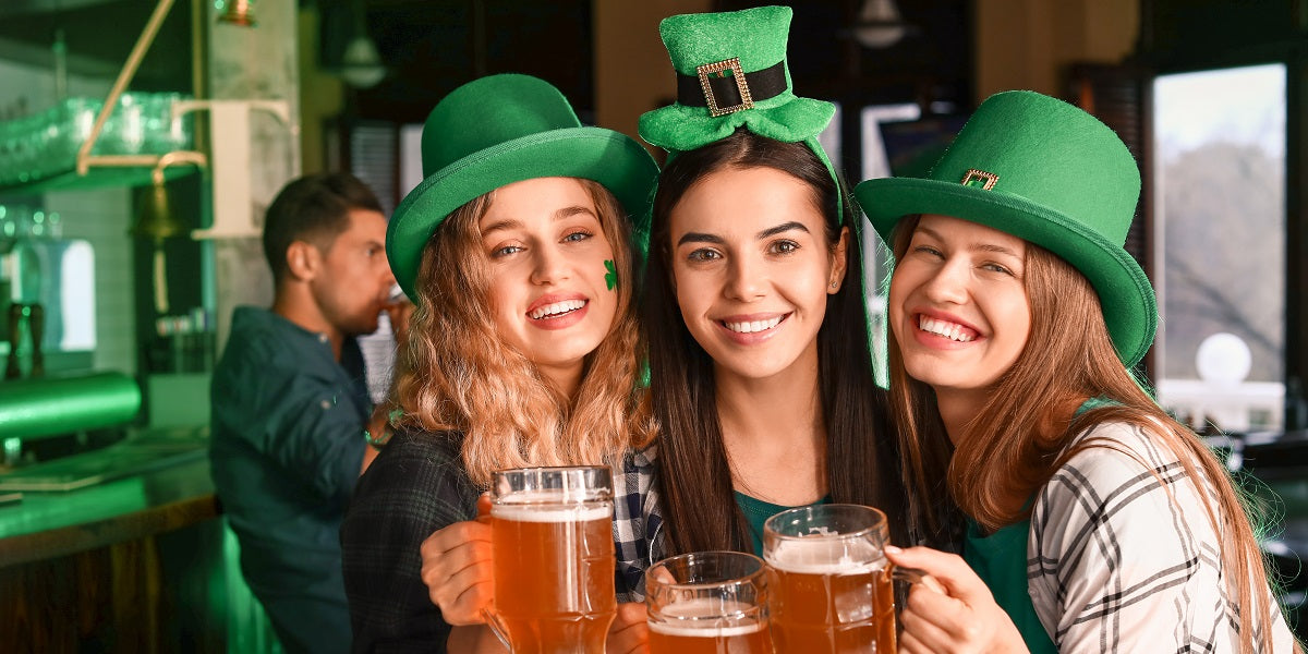20+ St. Paddy's Day Party Outfit Ideas for Ladies