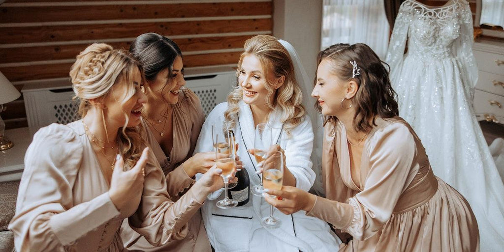 What Color Suits Go With Champagne Bridesmaid Dresses? - Ever-Pretty UK