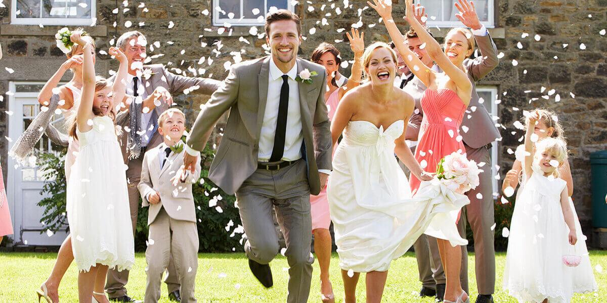 MOBILE=https://cdn.shopify.com/s/files/1/0139/3419/8884/files/wedding_dresses_-750.jpg?v=1581475781