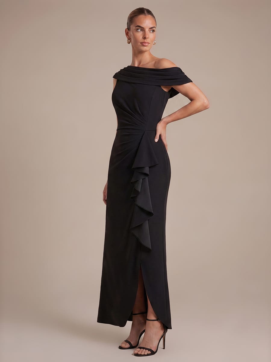 Ruffled Crepe Off-the-shoulder Sleeve Dress #color_Black