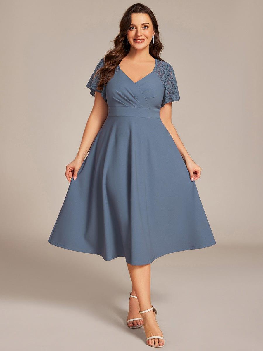 Plus Size Sweetheart Neck Midi Wedding Guest Dress with Pockets