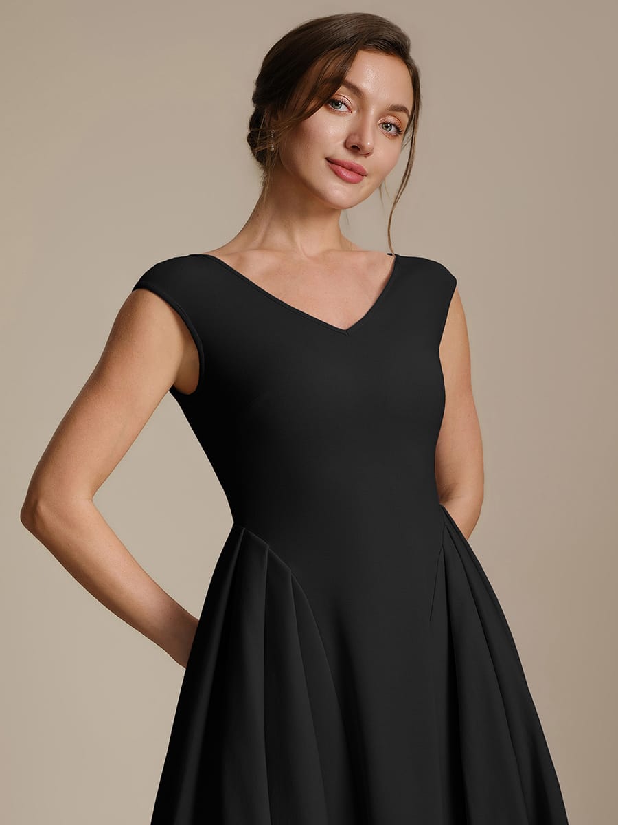 Pleated Crepe Cap Sleeve Dress #color_Black
