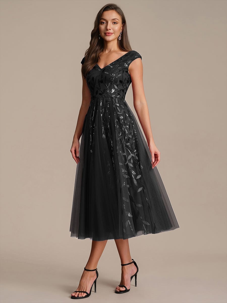 Sequin Sleeveless A-Line Dress #color_Black