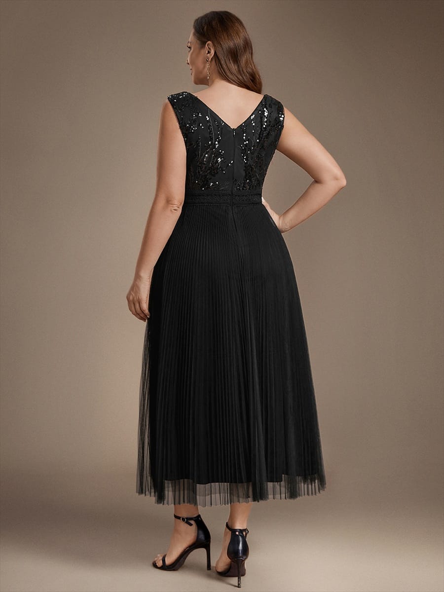 Sequin Tulle Sleeveless Dress #color_Black