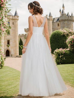 Graceful V-Neck Applique A-Line Tulle Wedding Dress