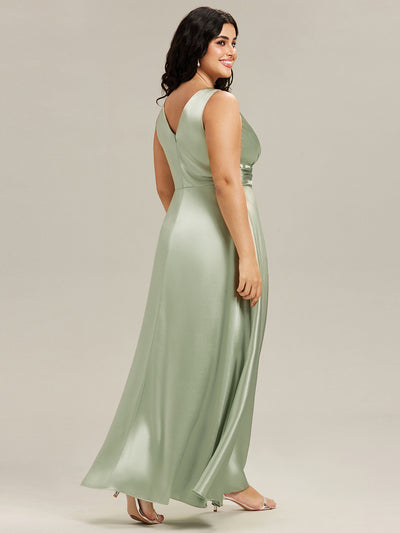Sleeveless Empire Waist Satin Maxi Bridesmaid Dress With Pockets #color_Mint Green