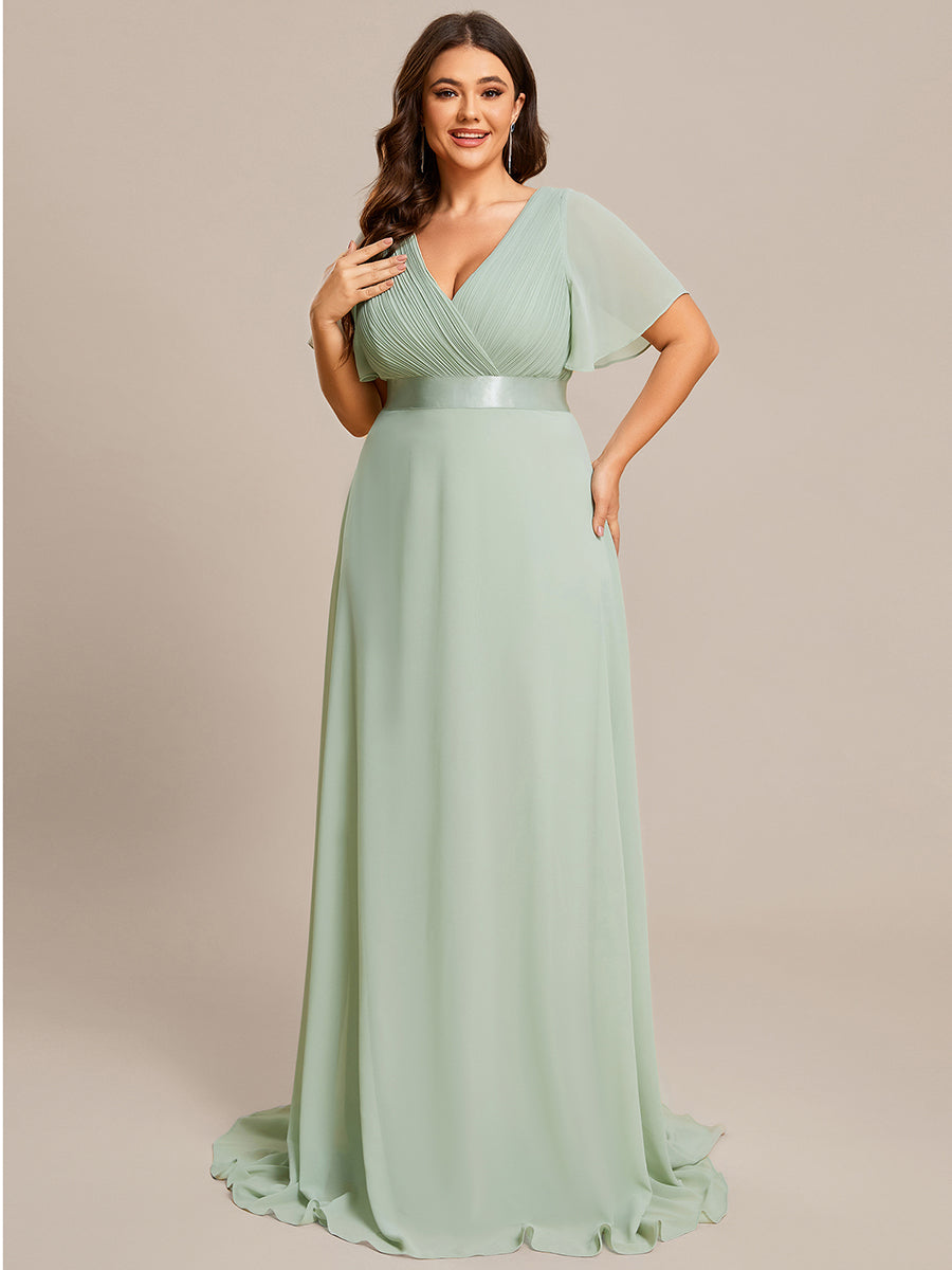 What are most popular plus size bridesmaid dress colours and styles on Ever Pretty UK?