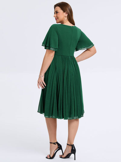 Plus Size Pleated Midi Wedding Guest Dress #color_Dark Green