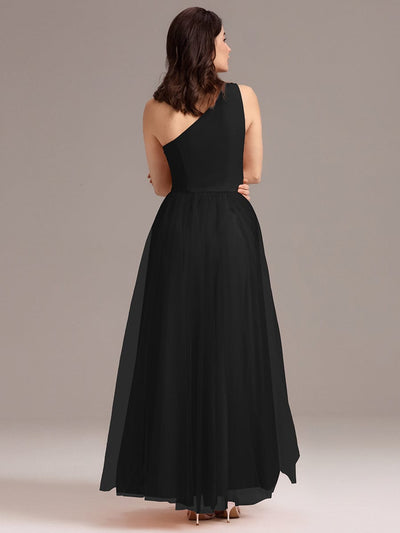 A-line One Shoulder Maxi Tulle Evening Dress With Ruffle #color_Black