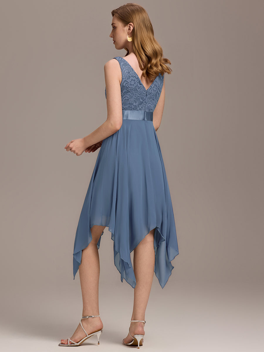 Stunning V Neck Lace Chiffon Bridesmaid Dress #color_Dusty Blue