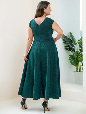 Plus Size Cap Sleeve V-Neck A-Line Pleated Evening Dress