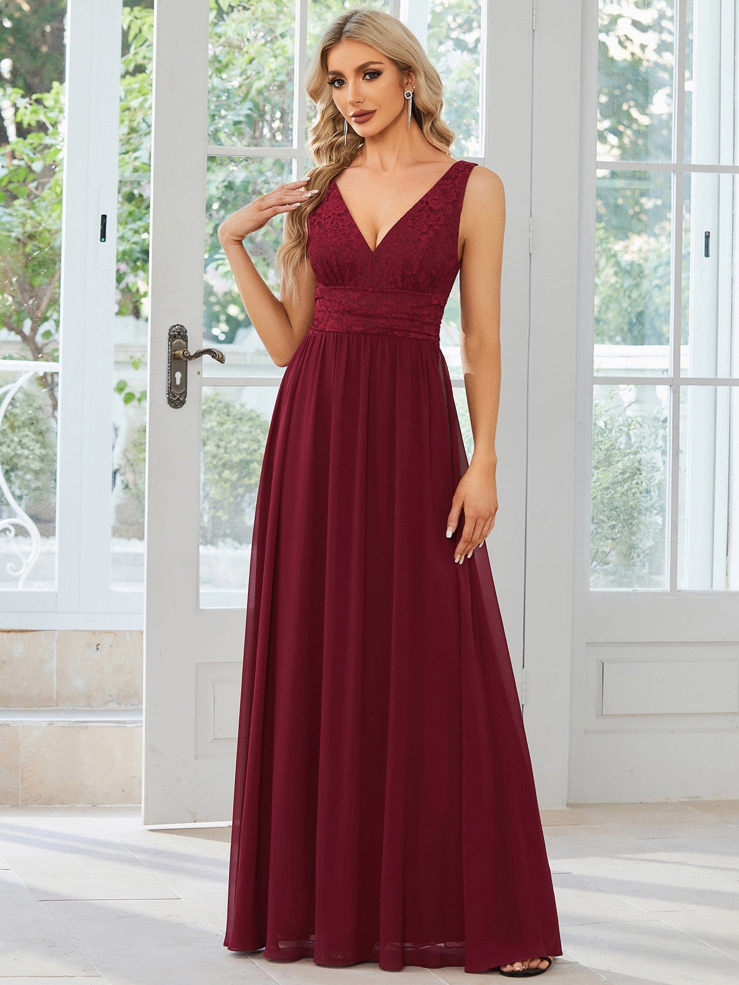 Sleeveless V-Neck Empire Waist Floor-Length Evening Dress