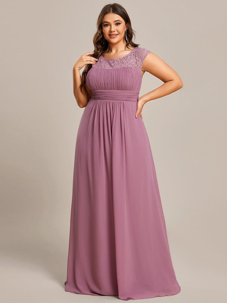 Plus Size Elegant Lace Chiffon Maxi Bridesmaid Dress