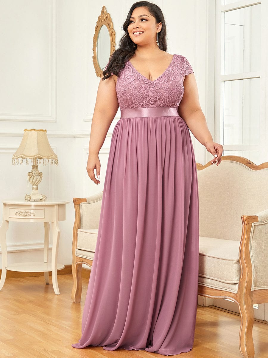 Plus Size Lace Short Sleeve Floor Length Mother of the Bride Dress