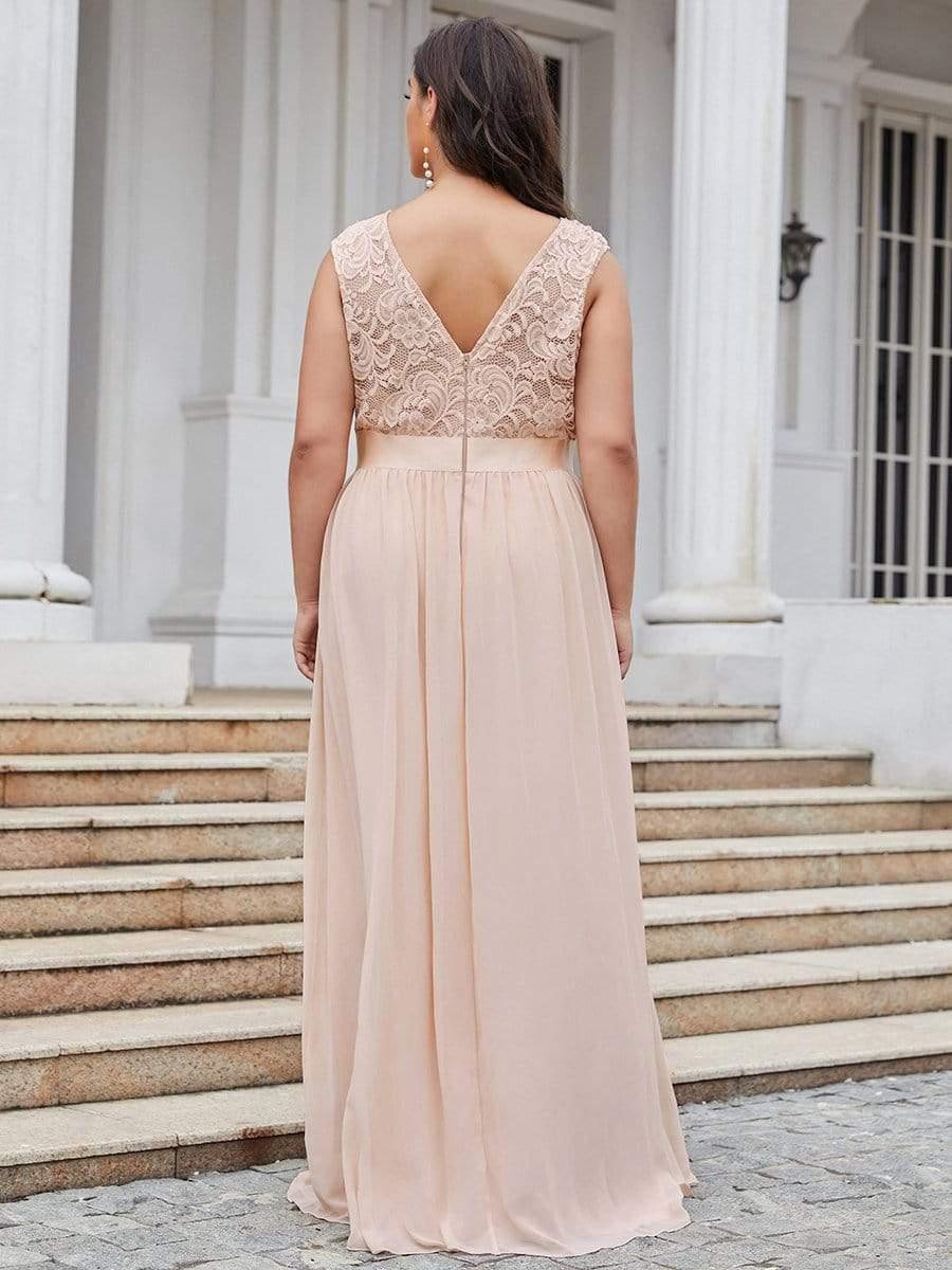 Plus Size Classic Round Neck V Back A-Line Chiffon Bridesmaid Dresses with Lace #color_Blush