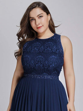 Plus Size Sleeveless Maxi Long A Line Lace Bridesmaid Dresses
