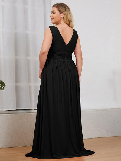 Plus Size Sleeveless V-Neck Chiffon Maxi Bridesmaid Dress #color_Black