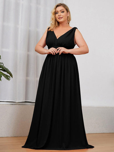 Plus Size Sleeveless V-Neck Chiffon Maxi Bridesmaid Dress #color_Black