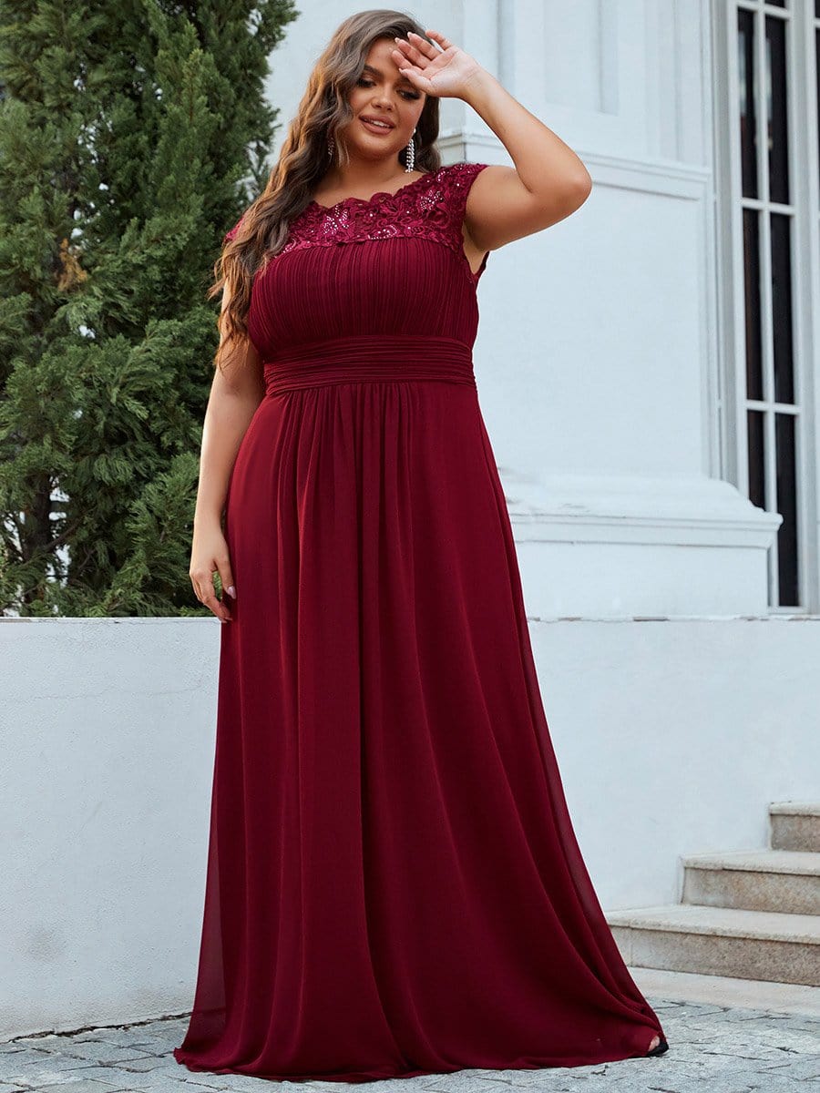 Plus Size Lace Cap Sleeve Elegant Maxi Bridesmaid Dress #color_Burgundy
