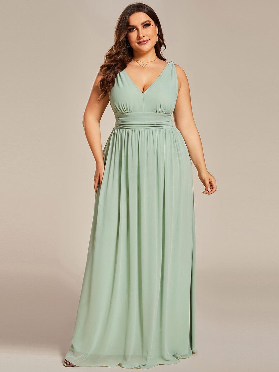 Plus Size Sleeveless V-Neck Chiffon Maxi Bridesmaid Dress