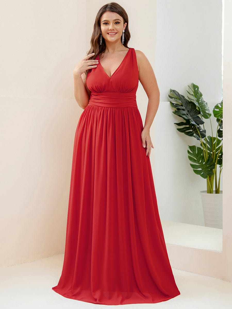 Plus Size Sleeveless V-Neck Chiffon Maxi Bridesmaid Dress #color_Red